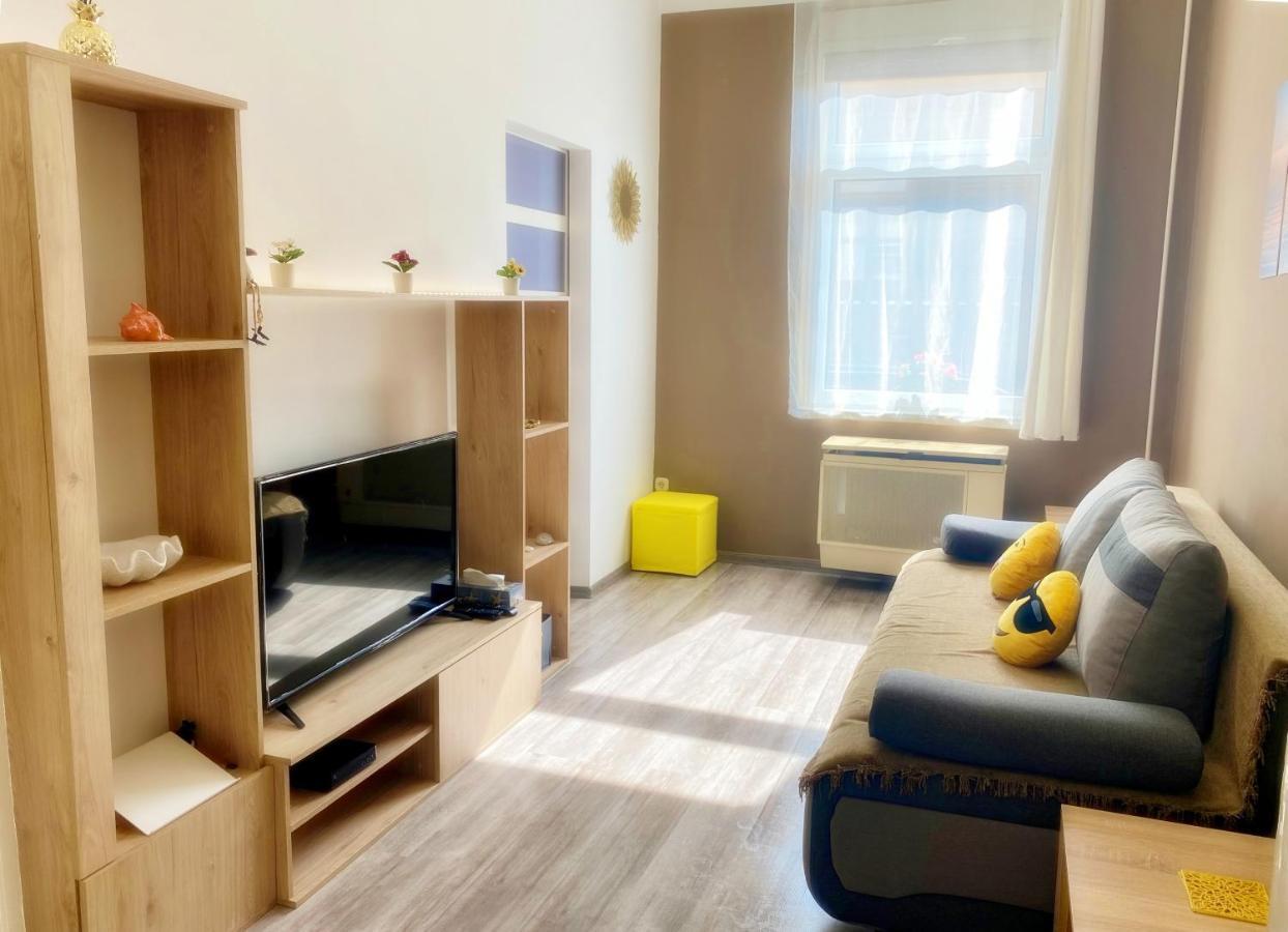 Pihi-Lak Apartman Siófok Eksteriør billede